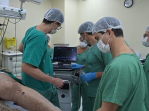 Inovação E Excelência: HMC Realiza Primeira Cirurgia De Transplante Livre De Fíbula Para Reconstrução De Mandíbula