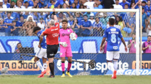 Lance de Cruzeiro x América (foto: Ramon Lisboa/EM/D.A Press)