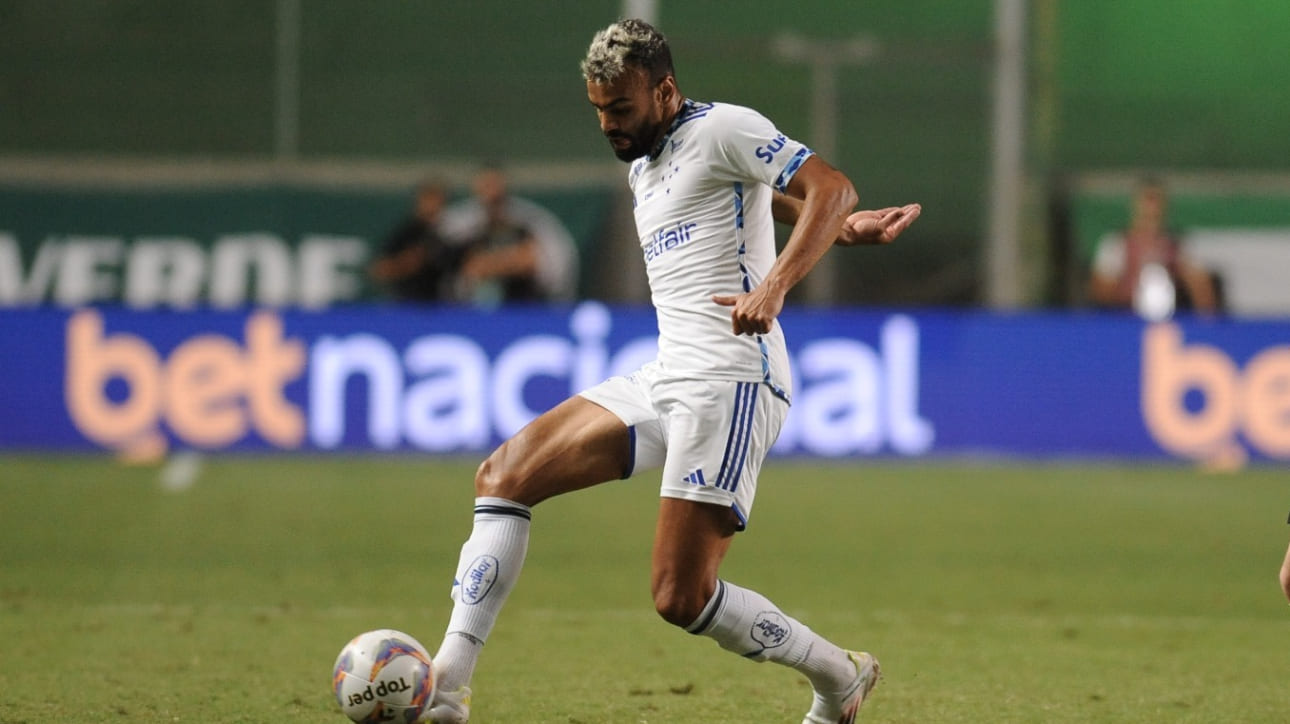 Fabrício Bruno, zagueiro do Cruzeiro (foto: Alexandre Guzanshe/EM D.A Press)