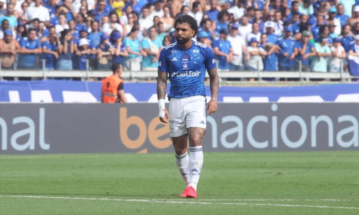 Gabigol tomou cartão vermelho em Cruzeiro x Atlético (foto: Edesio Ferreira/EM/D.A. Press)