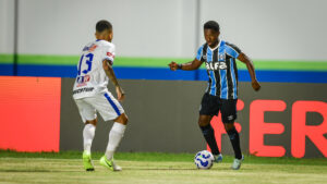 Grêmio sofreu para eliminar São Raimundo da Copa do Brasil (foto: LUCAS UEBEL/GREMIO FBPA)