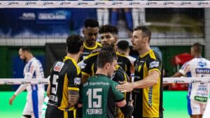 Praia Clube derrotou o Campinas na Superliga Masculina de Vôlei (foto: Eliezer Esportes/Praia Clube)