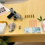 Suspeitos de tráfico de drogas são presos com arma em Ipatinga