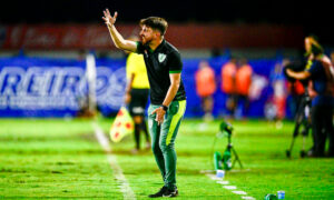 William Batista, técnico do América (foto: Mourão Panda/América)