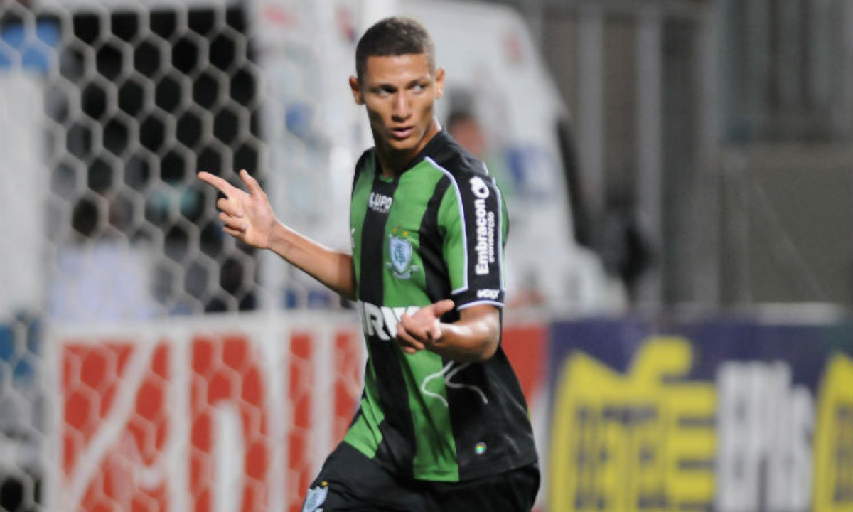 Richarlison em jogo pelo América - (foto: Ramon Lisboa/EM DA Press)