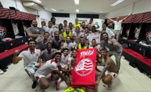 Jogadores do Náutico celebram vitória na segunda fase da Copa do Brasil (foto: Divulgação/Náutico)