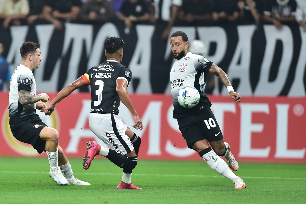 Lance do jogo entre Corinthians e Barcelona-EQU pela Copa Libertadores (foto: Divulgação / Conmebol)