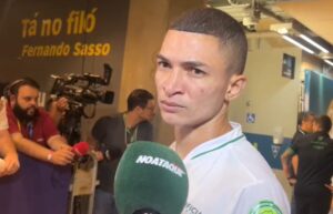 Marlon, do América, em entrevista na zona mista do Mineirão (foto: Izabela Baeta/No Ataque)