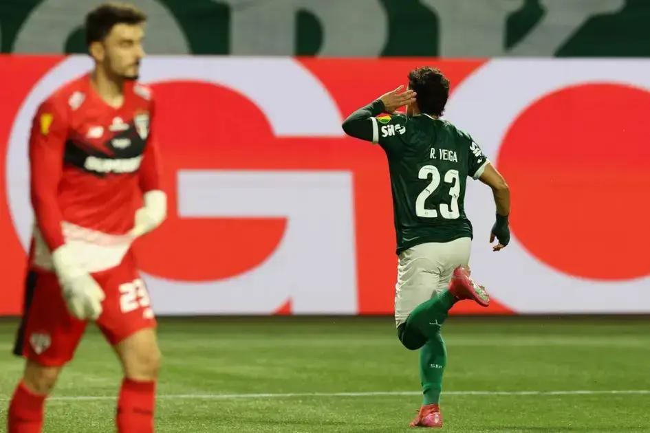 Palmeiras avança à final do Campeonato Paulista após vitória polêmica sobre São Paulo