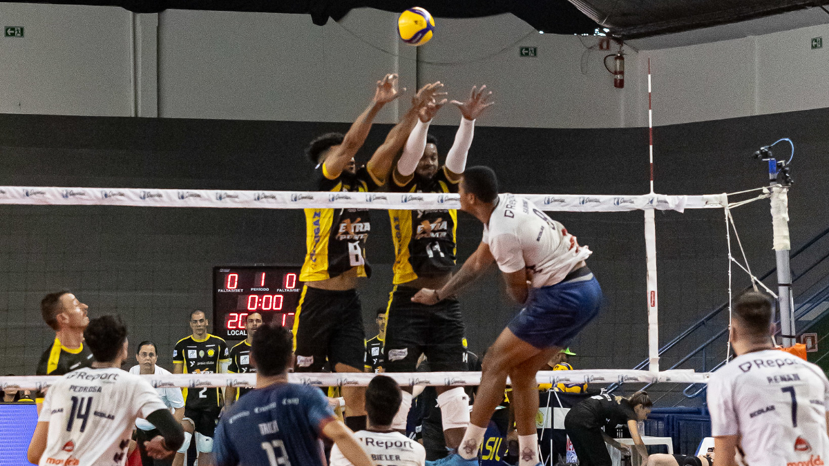 Suzano derrotou Praia Clube na Superliga Masculina de Vôlei (foto: Bruno Cunha/Praia Clube)